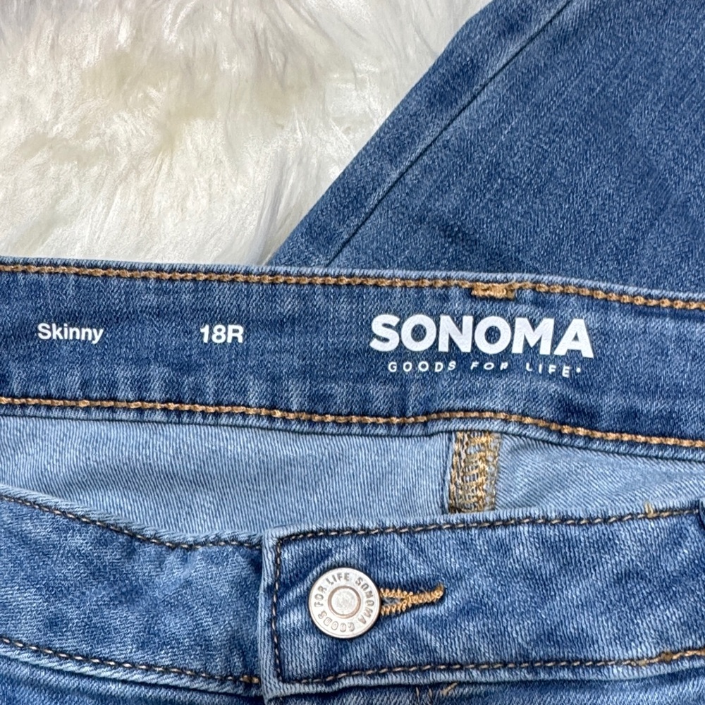 Sonoma Women's Distressed Blue Boyfriend Jeans - Picture 3 of 6